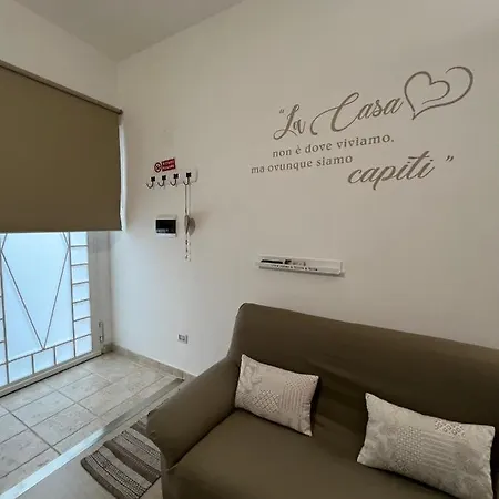 بيت للعطل Casa Nicola Maria غروتاليي